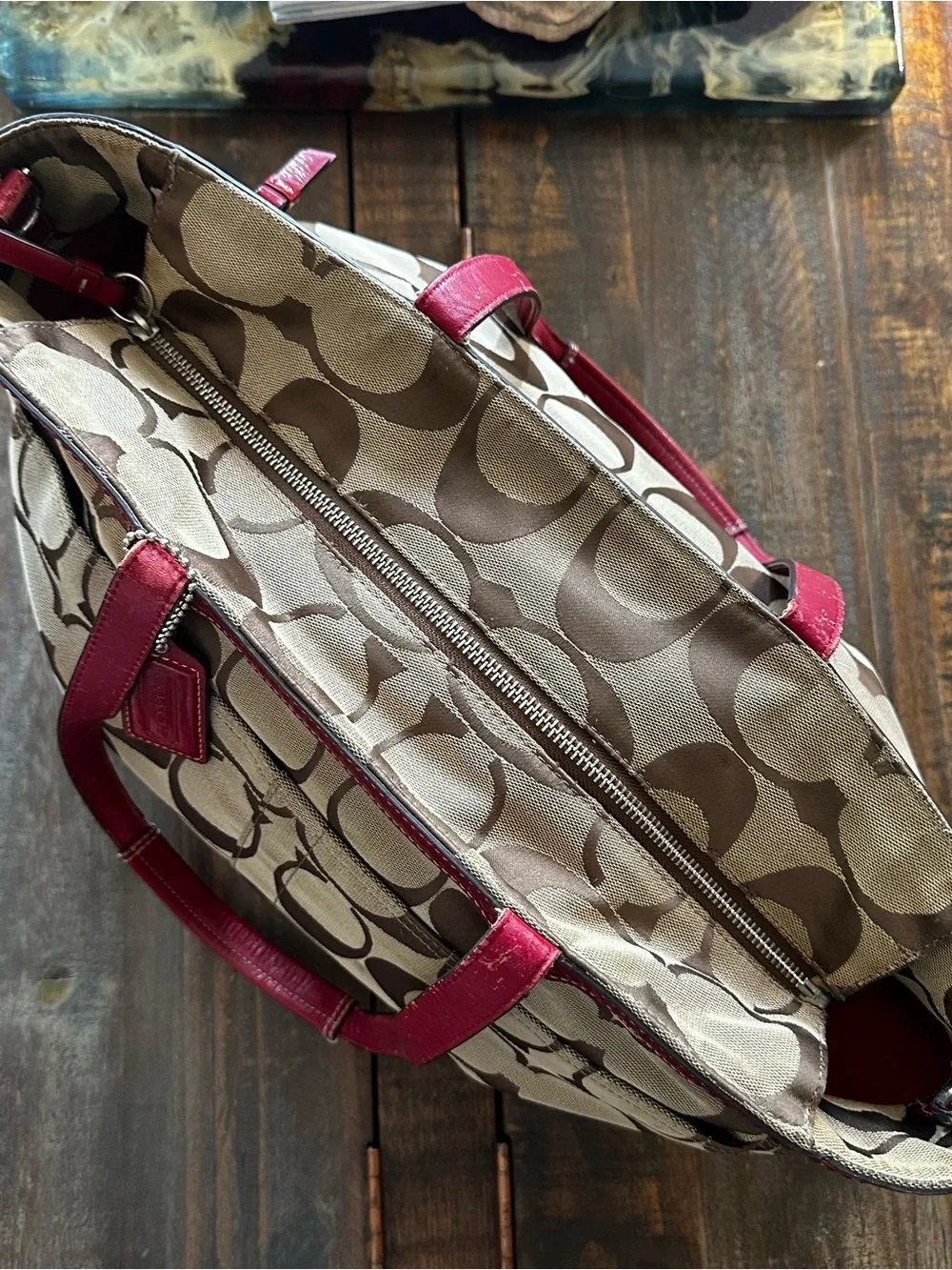 ✨ Authentic COACH Signature Canvas Diaper Bag/Tote with Red Trim N°G0926-F13803